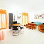South Valley 4*